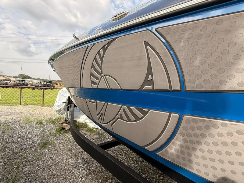 Slide: The Image of Scarab 235 Open LX Wake 2025 - 8