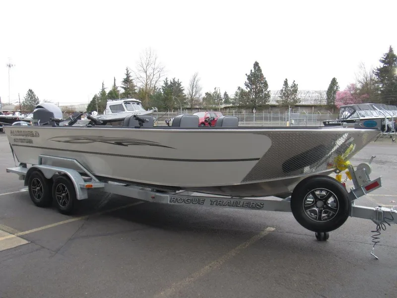 Slide: The Image of Alumaweld Adventurer 22 2026 - 7