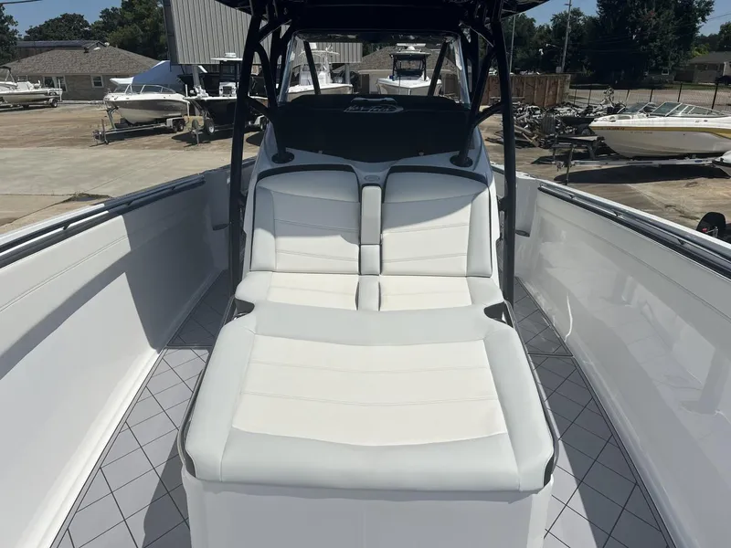 Slide: The Image of Nor-Tech 390 Sport Sport 2023 - 15