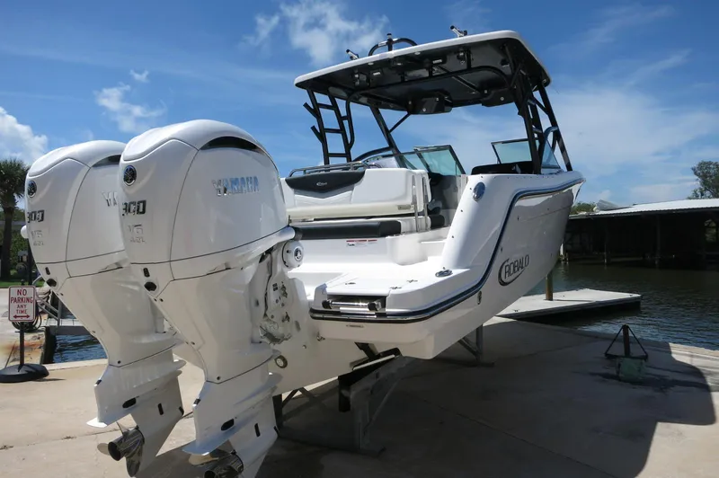 Slide: The Image of Robalo R317 Dual Console 2025 - 7