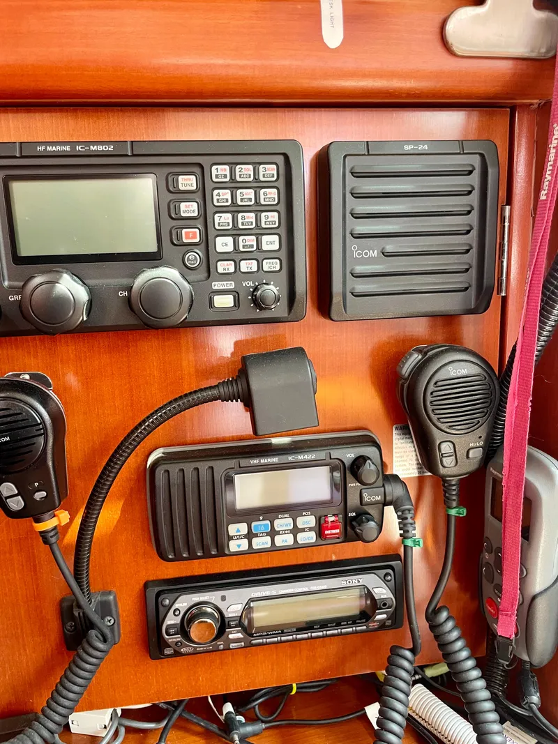 Slide: The Image of Beneteau 423 2007 - 54