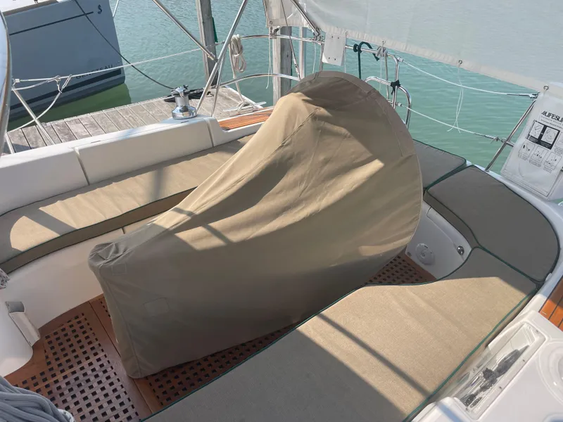 Slide: The Image of Beneteau 423 2006 - 13