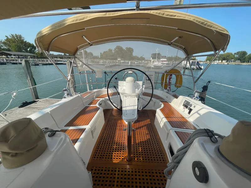 Slide: The Image of Beneteau 423 2006 - 15