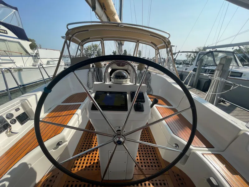 Slide: The Image of Beneteau 423 2006 - 16