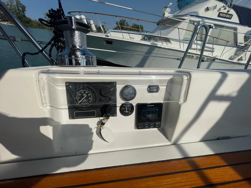 Slide: The Image of Beneteau 423 2006 - 20