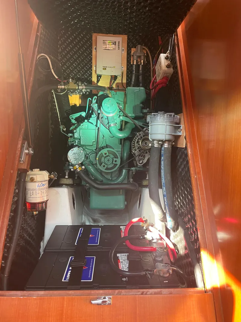 Slide: The Image of Beneteau 423 2006 - 43