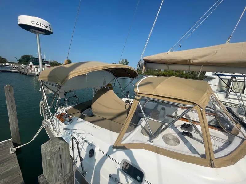 Slide: The Image of Beneteau 423 2006 - 6