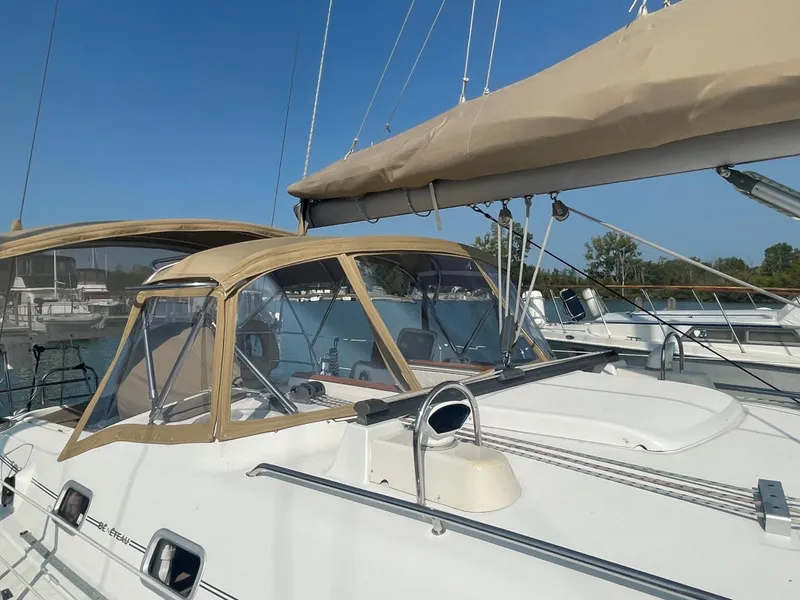 Slide: The Image of Beneteau 423 2006 - 7