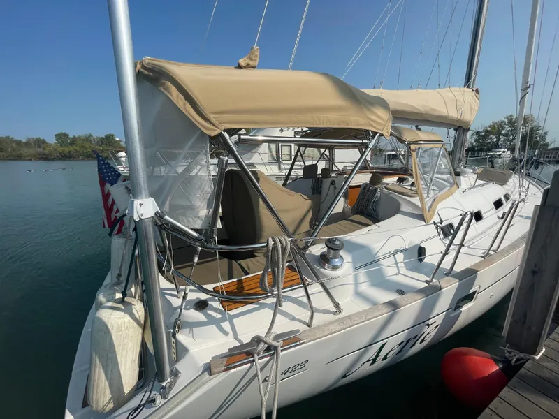 Slide: The Image of Beneteau 423 2006 - 8