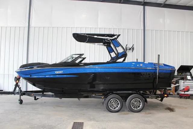 Slide: The Image of Supreme S220 2024 - 19