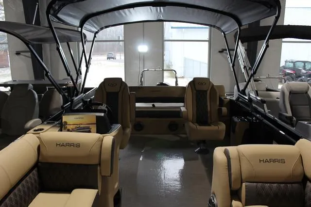 Slide: The Image of Harris 230 Sunliner SLDH 2024 - 8