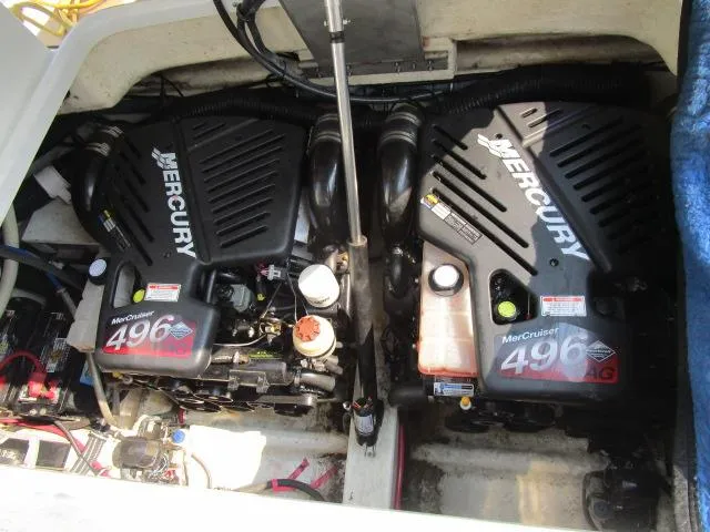 Slide: The Image of 2006 Formula 34 PC boat with twin MerCruiser 496 engines. - 18
