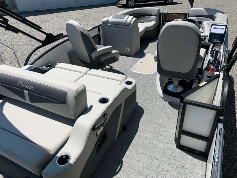 Slide: The Image of Barletta Cabrio 20UC 2025 - 19