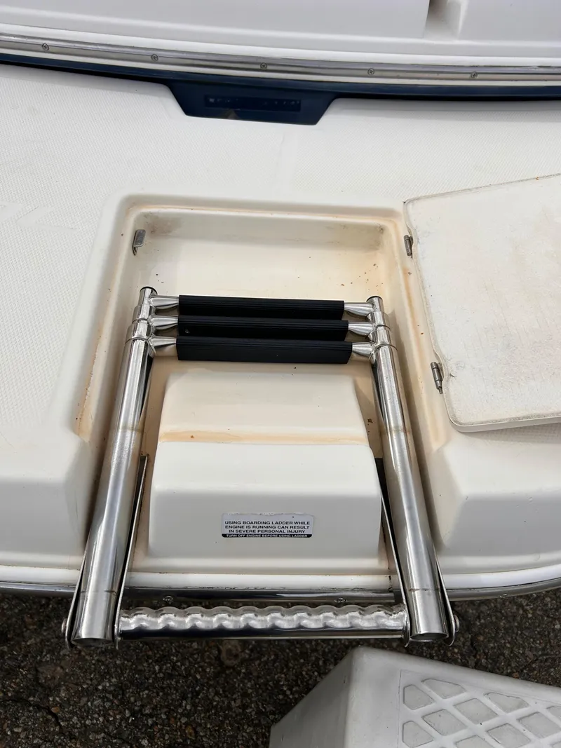Slide: The Image of Stainless steel boat ladder on 2002 Chaparral 220 SSi deck. - 17
