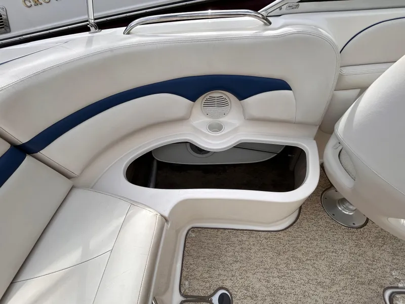 Slide: The Image of Interior seating of 2002 Chaparral 220 SSi boat with white and blue upholstery. - 29