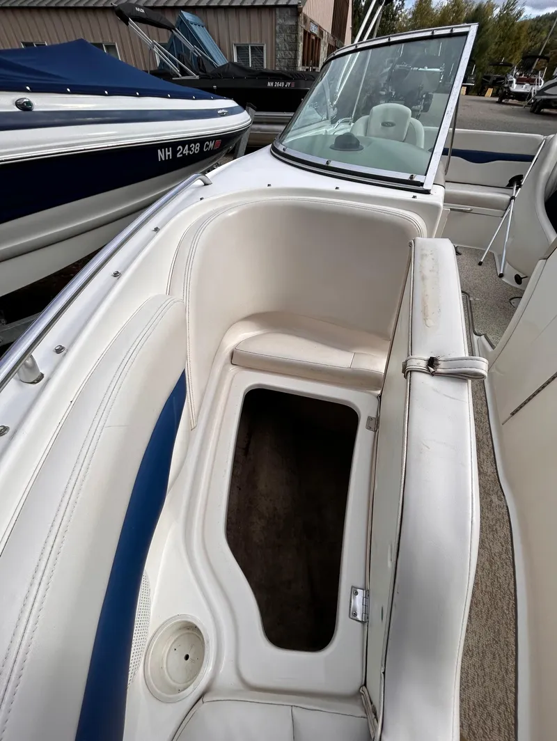 Slide: The Image of Chaparral 220 SSi 2002 - 57