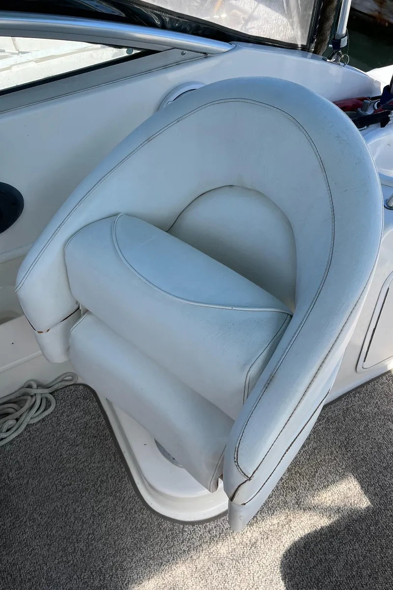 Slide: The Image of Sea Ray 260 Sundancer 2001 - 10