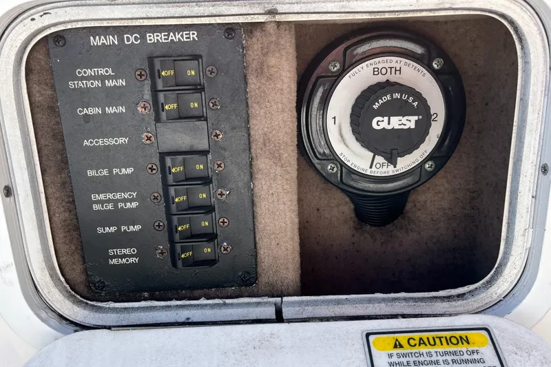 Slide: The Image of Sea Ray 260 Sundancer 2001 - 12