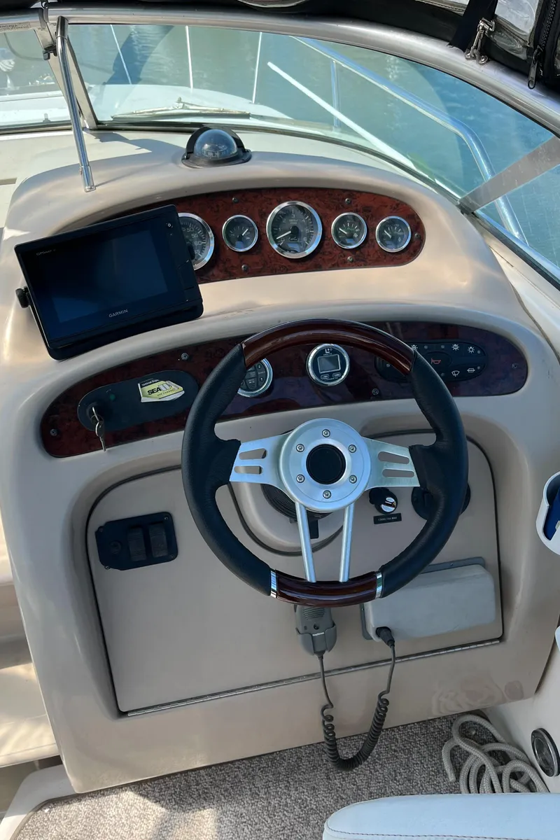 Slide: The Image of Sea Ray 260 Sundancer 2001 - 13