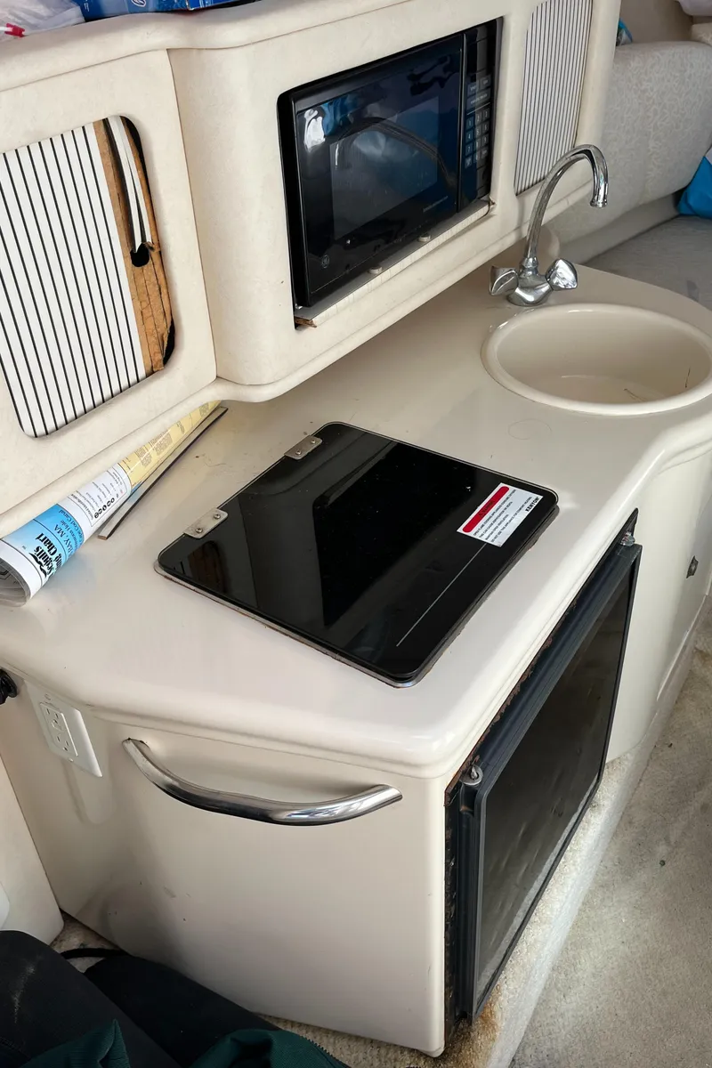 Slide: The Image of Sea Ray 260 Sundancer 2001 - 15