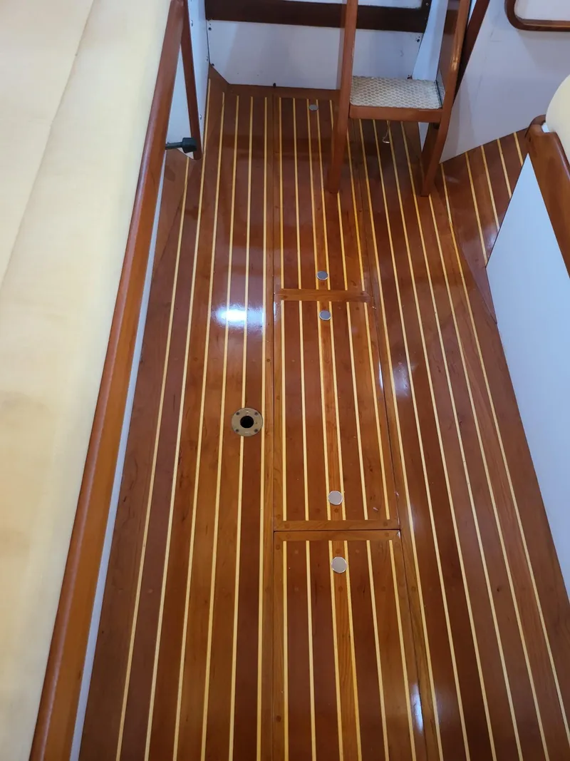 Slide: The Image of Cabin Sole - 24