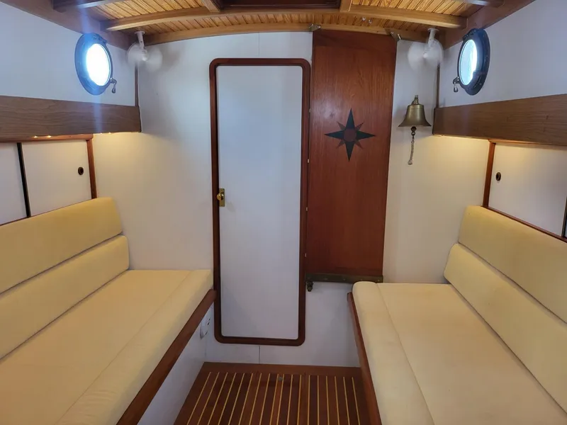 Slide: The Image of Main Cabin View Forward - 27
