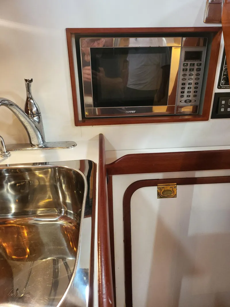 Slide: The Image of Galley Microwave - 32