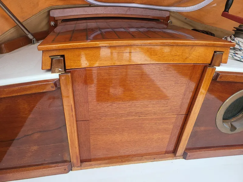 Slide: The Image of Detail Companionway Boards - 42