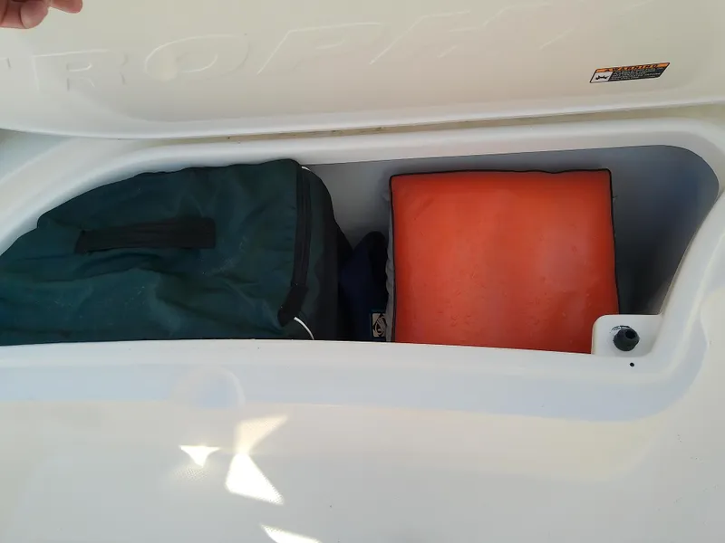 Slide: The Image of Trophy 2503 Center Console 2004 - 57