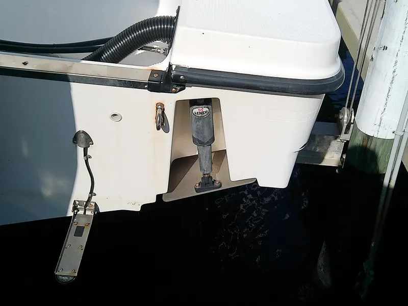 Slide: The Image of 2004 Trophy 2503 Center Console boat transom detail with motor mount. - 9