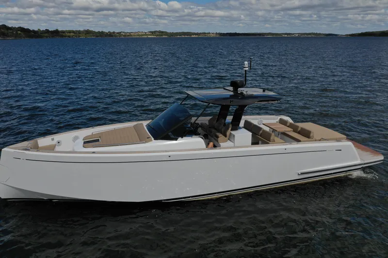 Slide: The Image of 2024 Pardo Yachts P43 luxury yacht cruising on open water. - 8