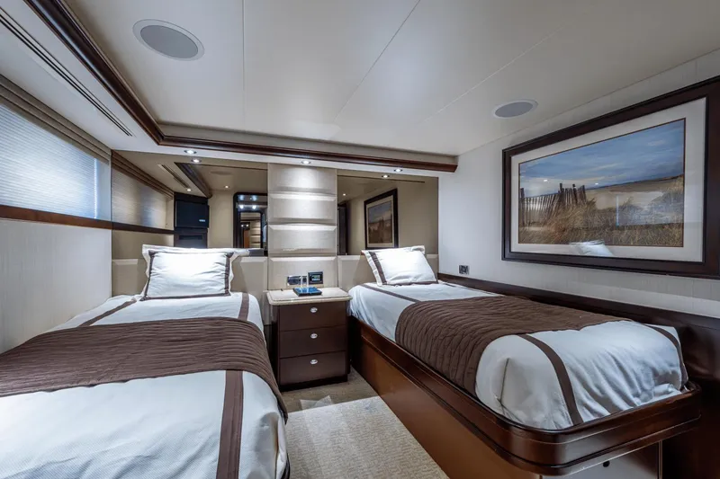 Slide: The Image of Westport Motor Yacht 2002 - 185