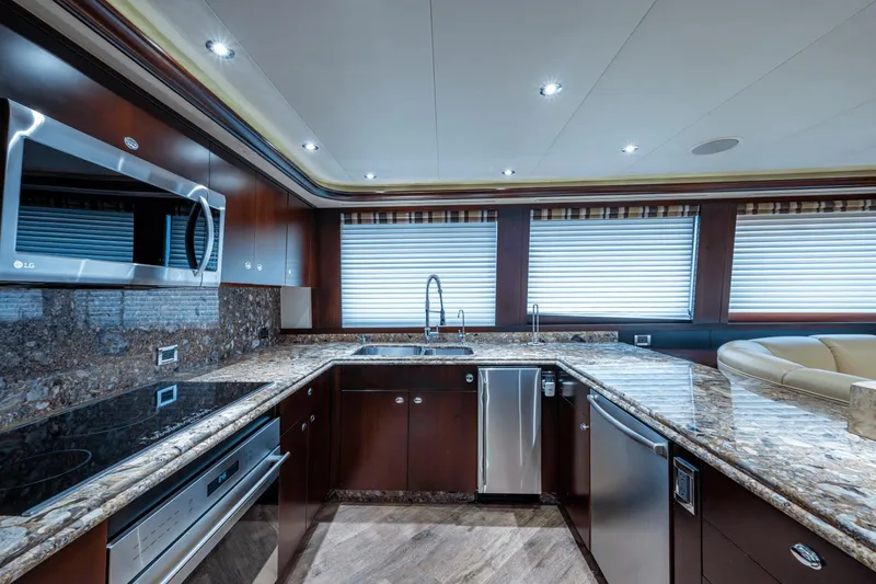 Slide: The Image of Westport Motor Yacht 2002 - 29