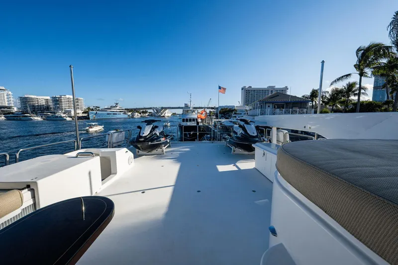Slide: The Image of Westport Motor Yacht 2002 - 90
