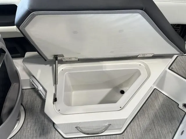 Slide: The Image of Cobalt R4 2024 - 13