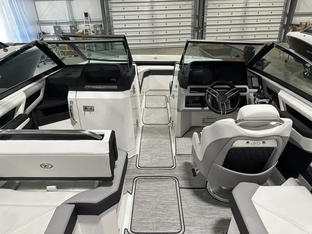 Slide: The Image of Cobalt R8 Outboard 2024 - 12