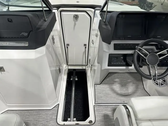 Slide: The Image of Cobalt R8 Outboard 2024 - 24