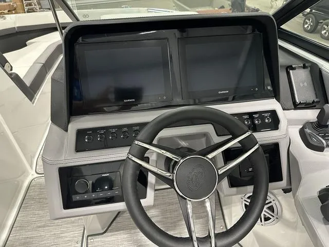 Slide: The Image of Cobalt R8 Outboard 2024 - 30