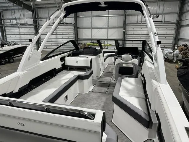 Slide: The Image of Cobalt R8 2024 - 11