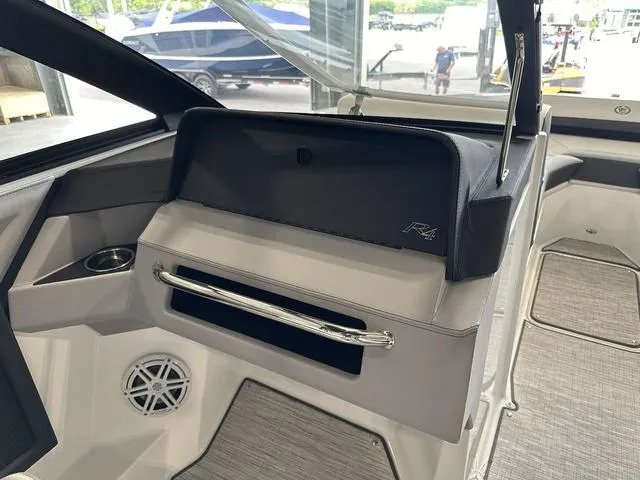 Slide: The Image of Cobalt R4 2024 - 15