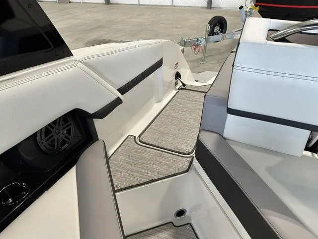 Slide: The Image of Cobalt R4 2024 - 7