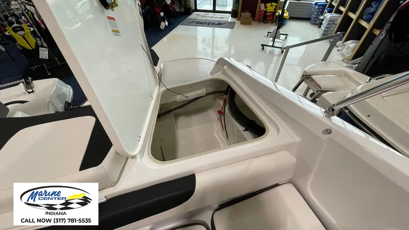 Slide: The Image of Tracker Tahoe 185S 2022 - 13