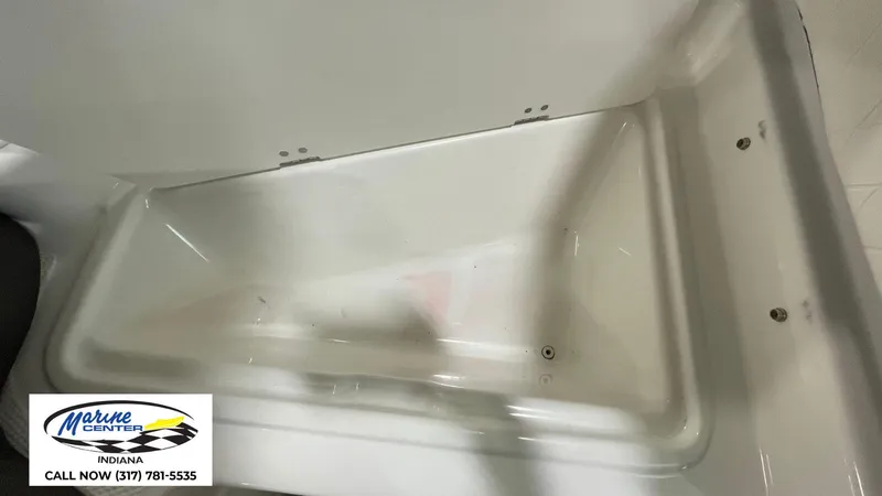 Slide: The Image of Tracker Tahoe 185S 2022 - 19