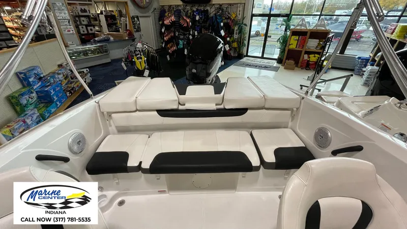 Slide: The Image of Tracker Tahoe 185S 2022 - 20