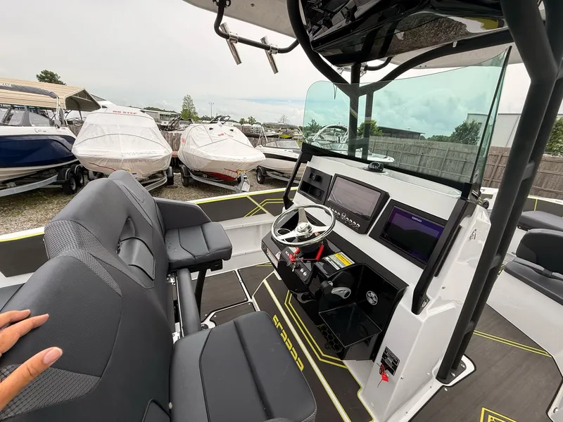 Slide: The Image of Scarab 255 Open LX 2025 - 29