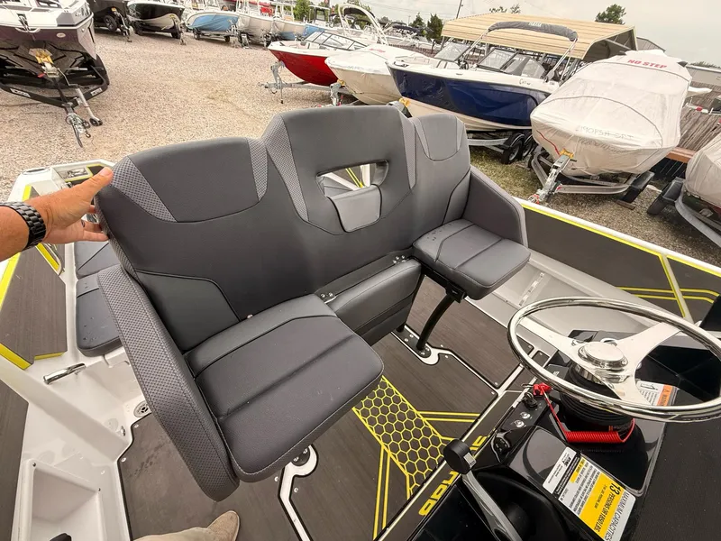 Slide: The Image of Scarab 255 Open LX 2025 - 31