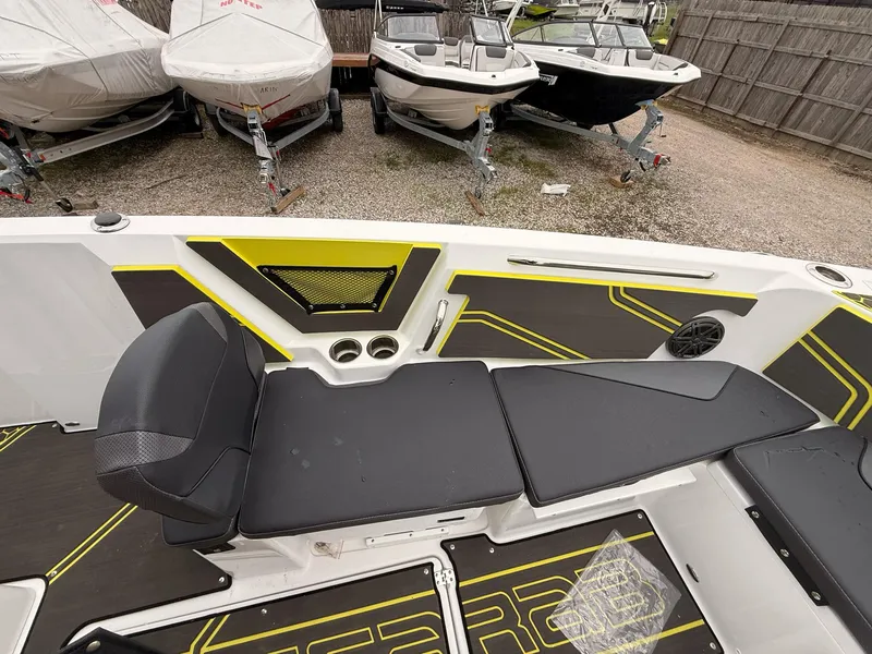 Slide: The Image of Scarab 255 Open LX 2025 - 36