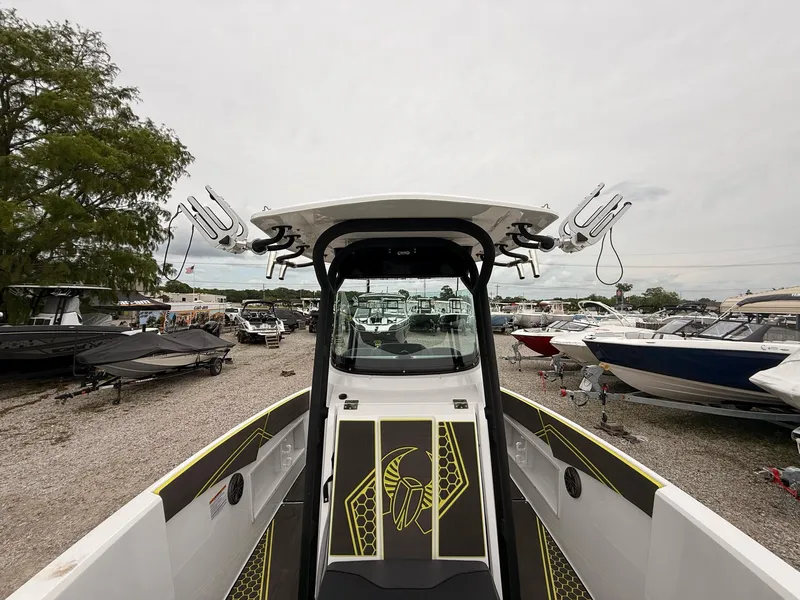 Slide: The Image of Scarab 255 Open LX 2025 - 40