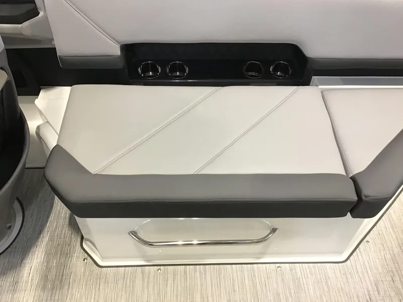 Slide: The Image of Cobalt R8 2025 - 15