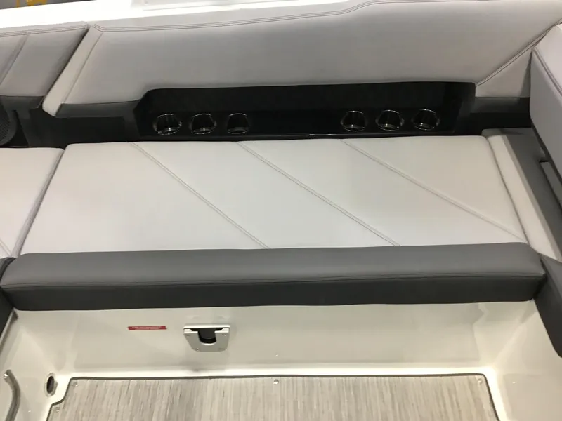 Slide: The Image of Cobalt R8 2025 - 16